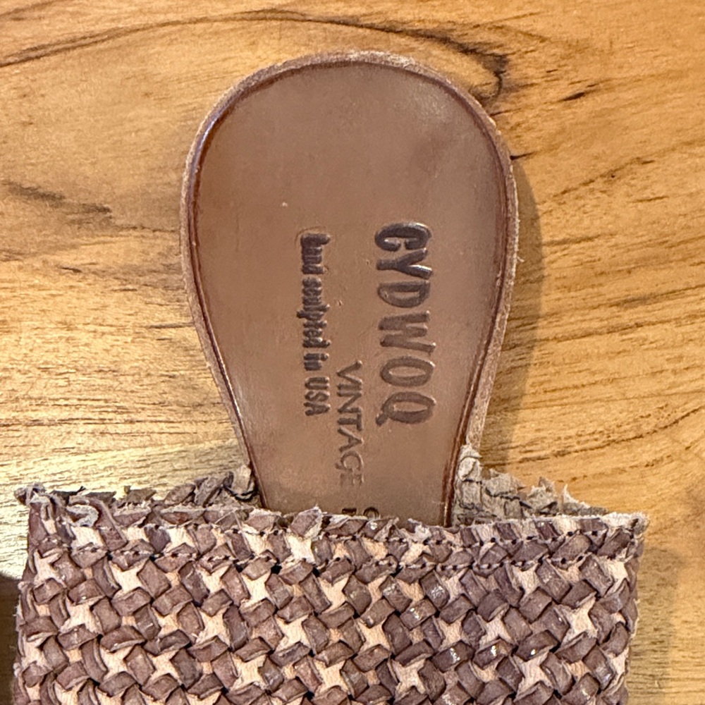 CYDWOQ Woven Pointed-Toe Mules in Brown - Picture 3 of 9